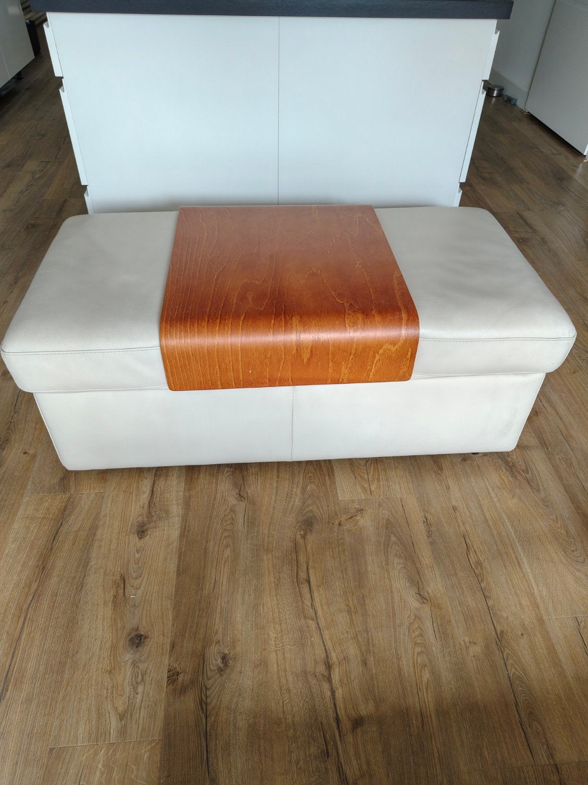 Leren hocker- Crème/wit, Huis en Inrichting, Banken | Voetenbanken en Poefen, Gebruikt, 75 tot 100 cm, 100 tot 125 cm, Rechthoekig