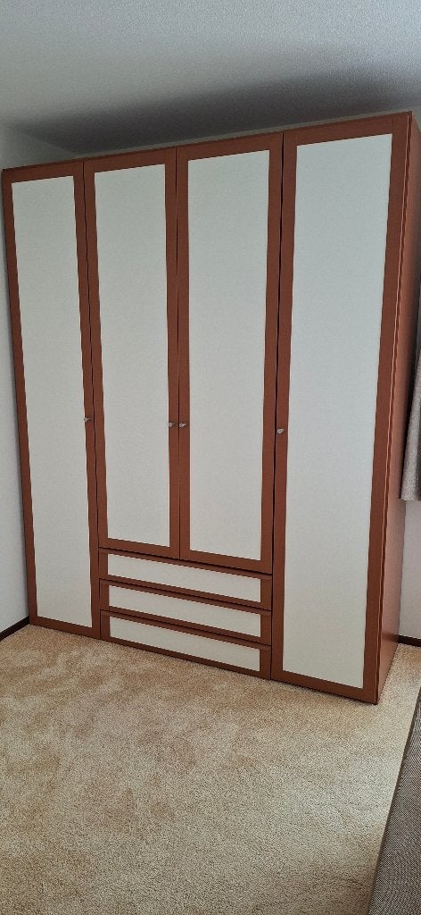 Nette solide Svedex kledingkast, 200 cm of meer, 150 tot 200 cm, Zo goed als nieuw, Overige houtsoorten