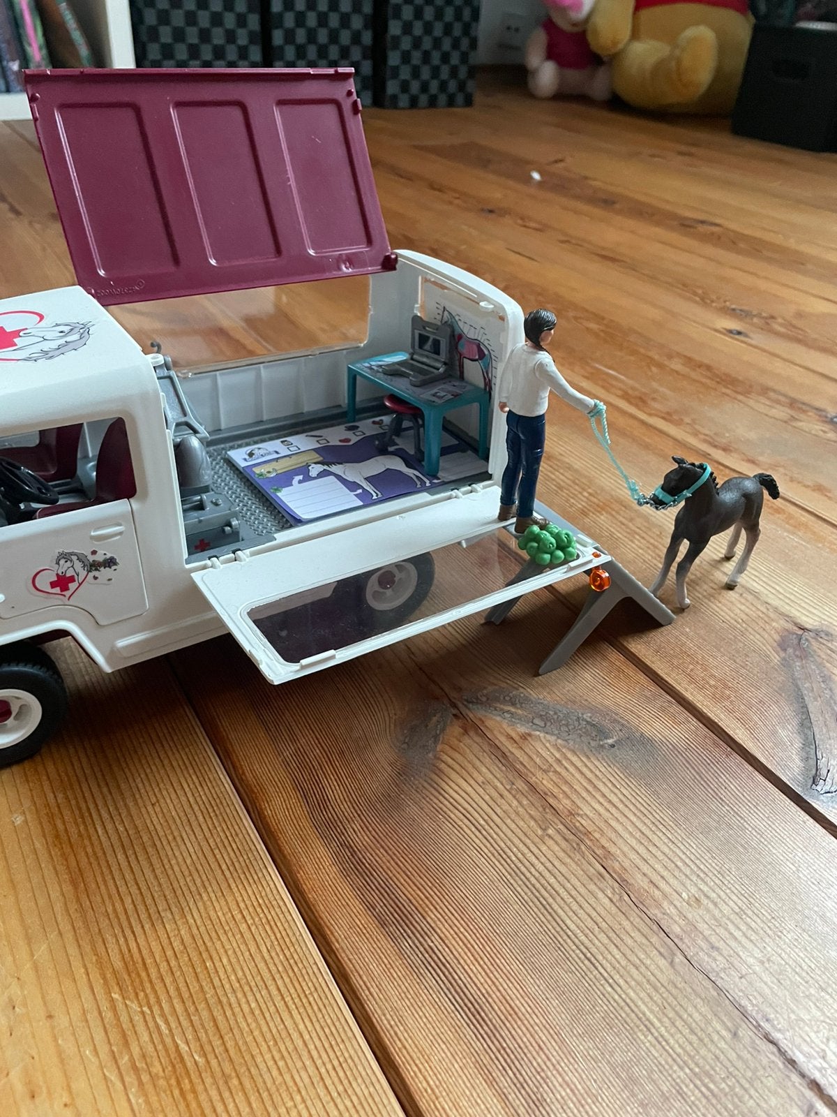 Schleich ziekenauto, Ophalen, Zo goed als nieuw, Jongen of Meisje