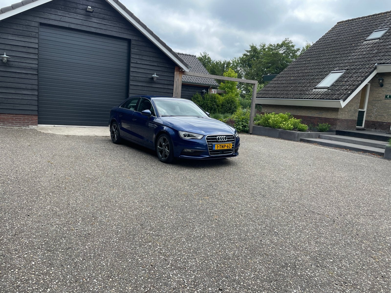 Audi A3 1.4 Tfsi COD Sedan S-tronic 2014 Blauw, Auto's, 1225 kg, 4 cilinders, Blauw, Origineel Nederlands