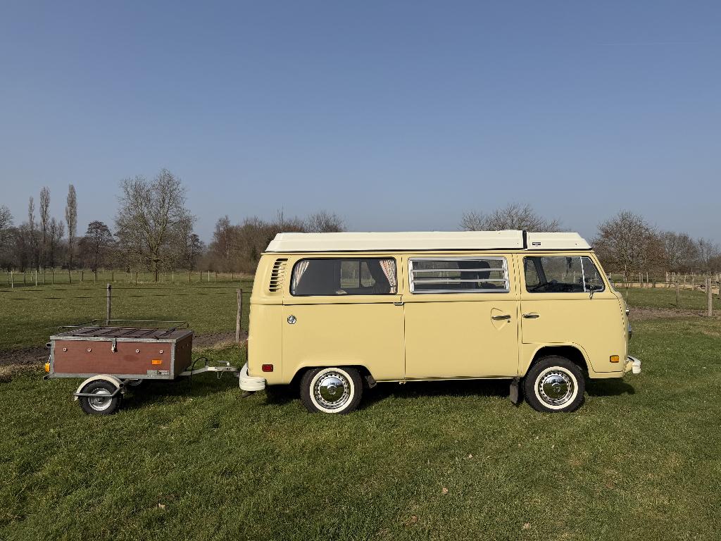 Volkswagen T2b Westfalia Berlin camper, Overige modellen, 4 stoelen, Overige kleuren, Handgeschakeld