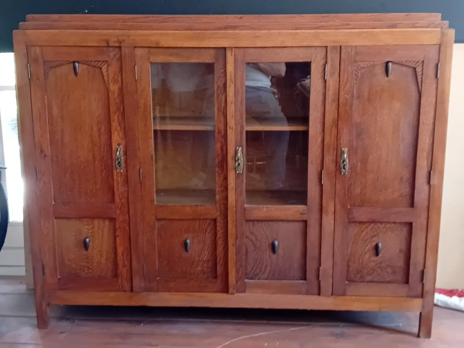 Antiek Amsterdamse school dressoir met glazen deuren, Ophalen