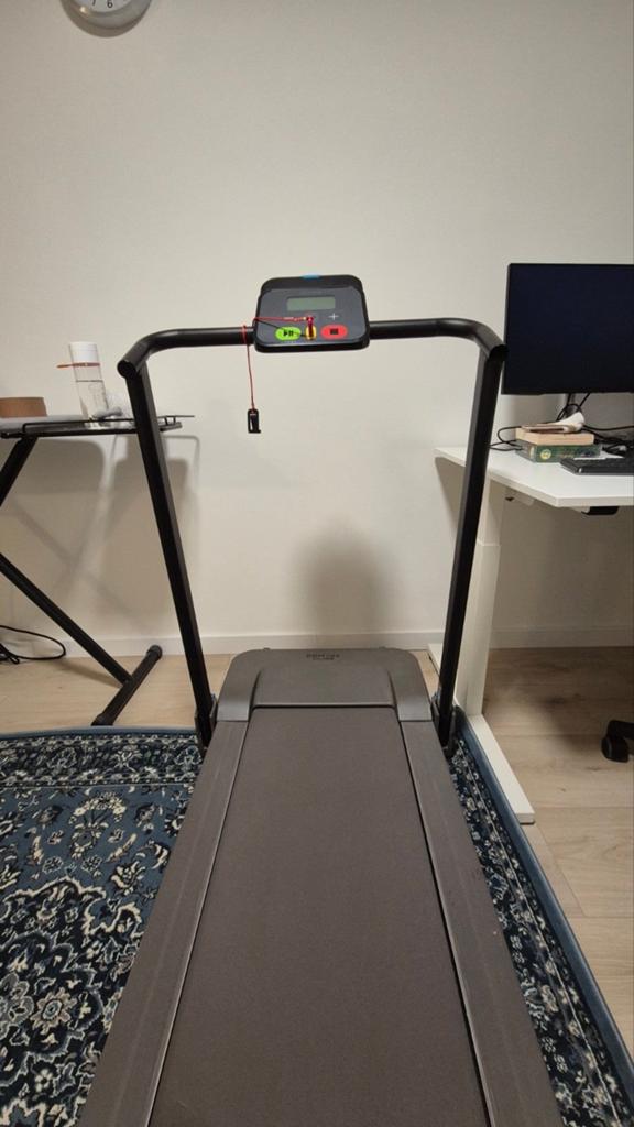 Domyos Walk 500 loopband - compact en stil, Sport en Fitness, Fitnessapparatuur, Ophalen, Zo goed als nieuw, Benen, Loopband