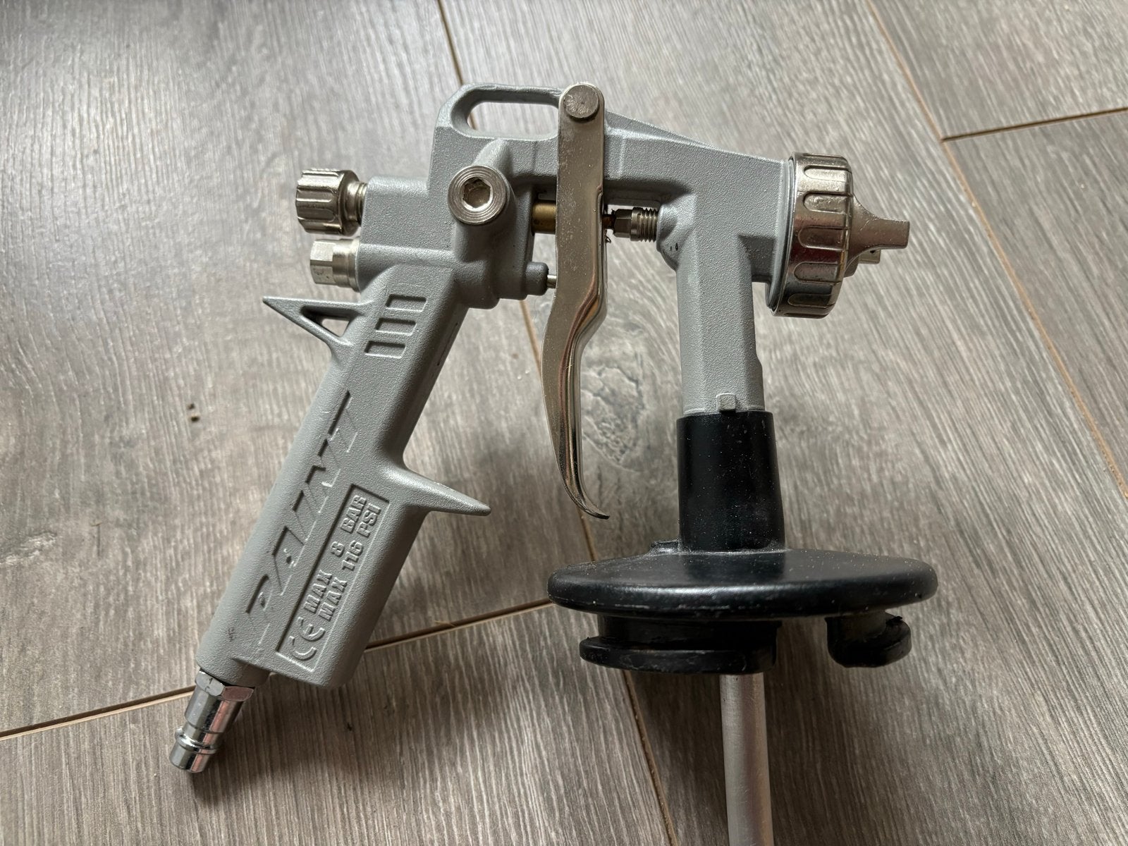 Nieuwe professionele verfspuitpistool (onderbeker type), Ophalen of Verzenden, Gebruikt, Verfspuit of Verfpomp