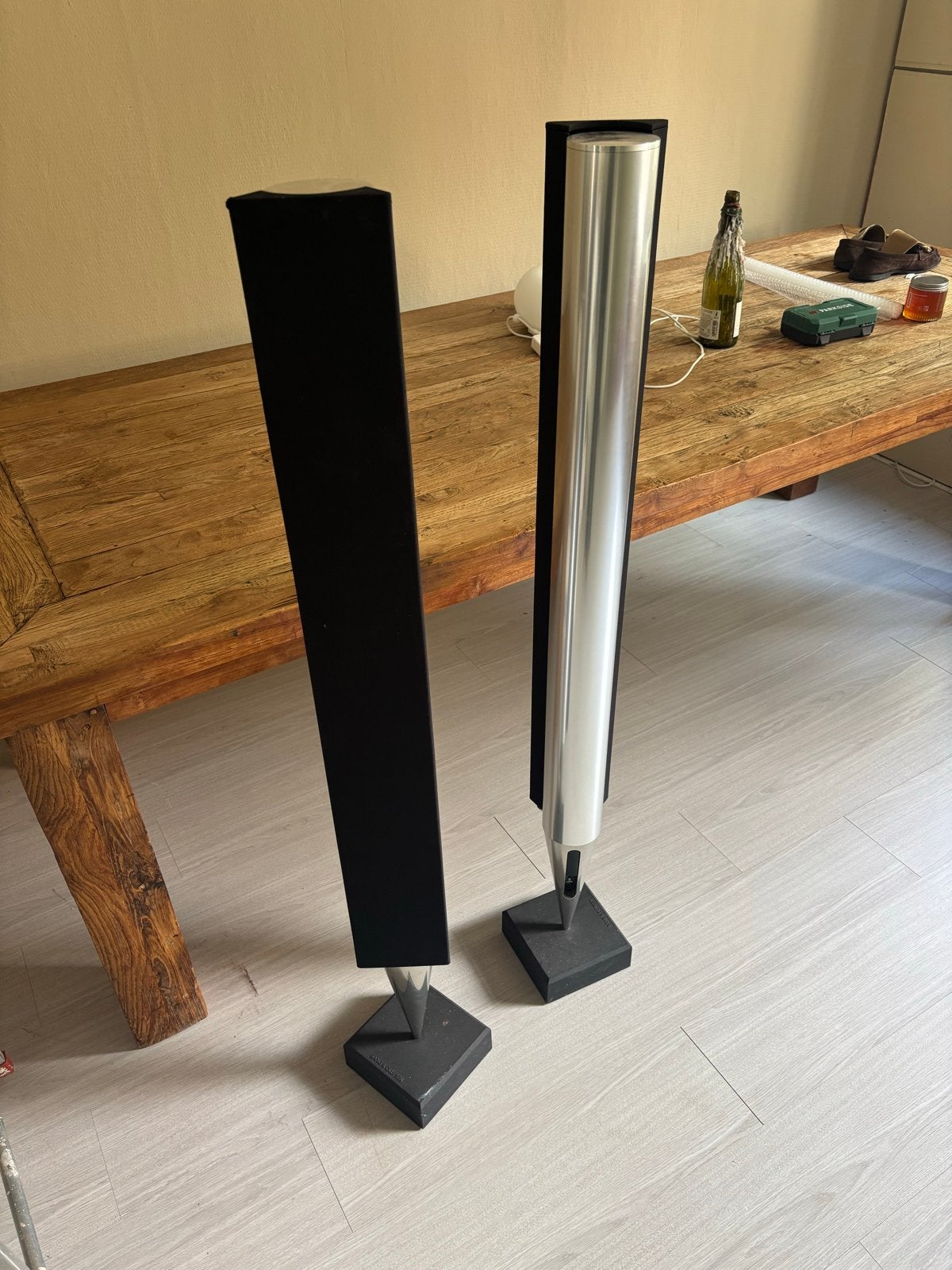 Bang & Olufsen BeoLab 8000 Vloerstaande Luidsprekers, Audio, Tv en Foto, Vloerstaande luidspreker, Inclusief kabels, Zo goed als nieuw