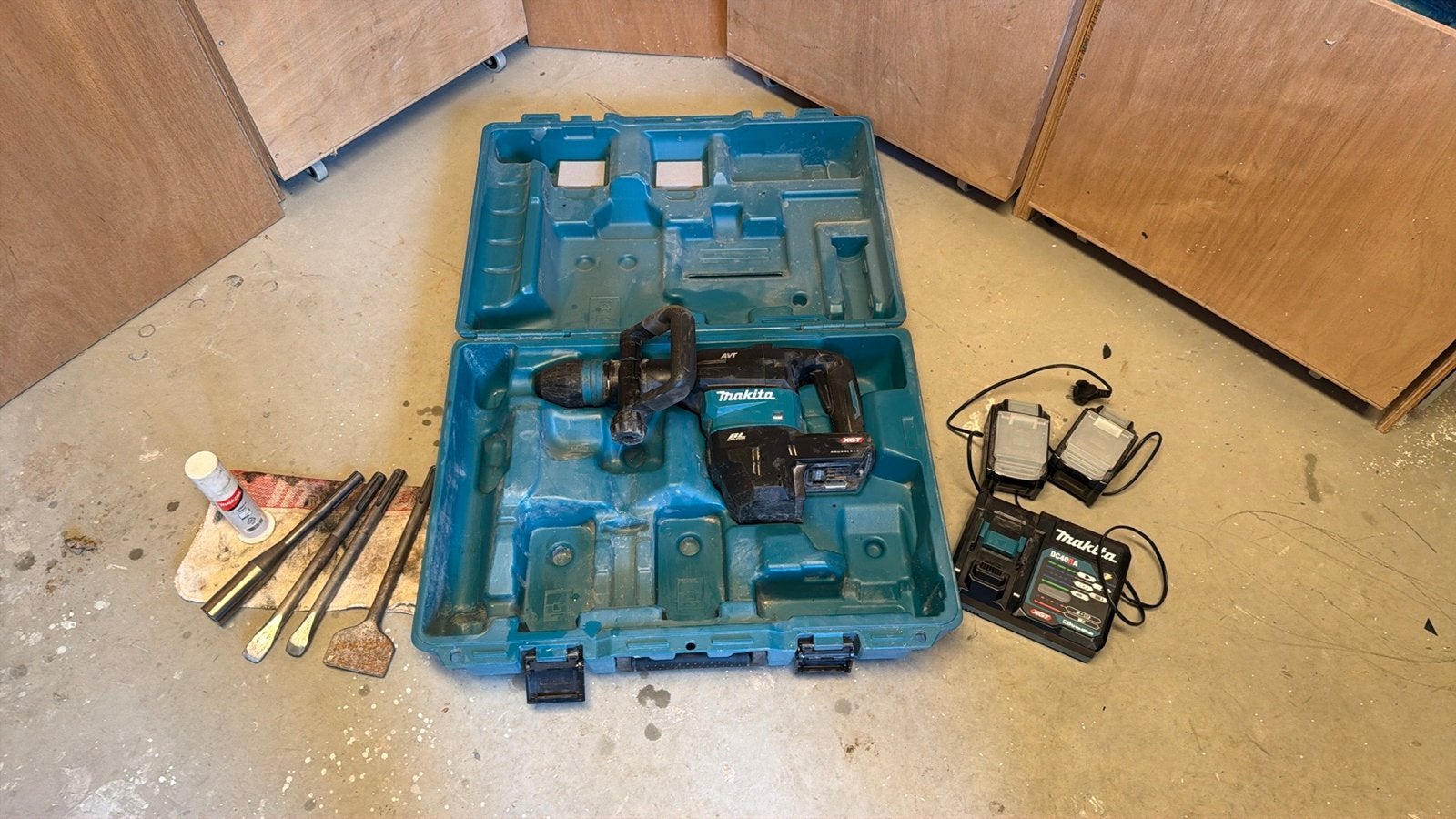 Makita Breekhamer MH001GM025 40v Max, kof., ass. (€verlaagd), Gebruikt, Overige typen, Ophalen of Verzenden, Makita