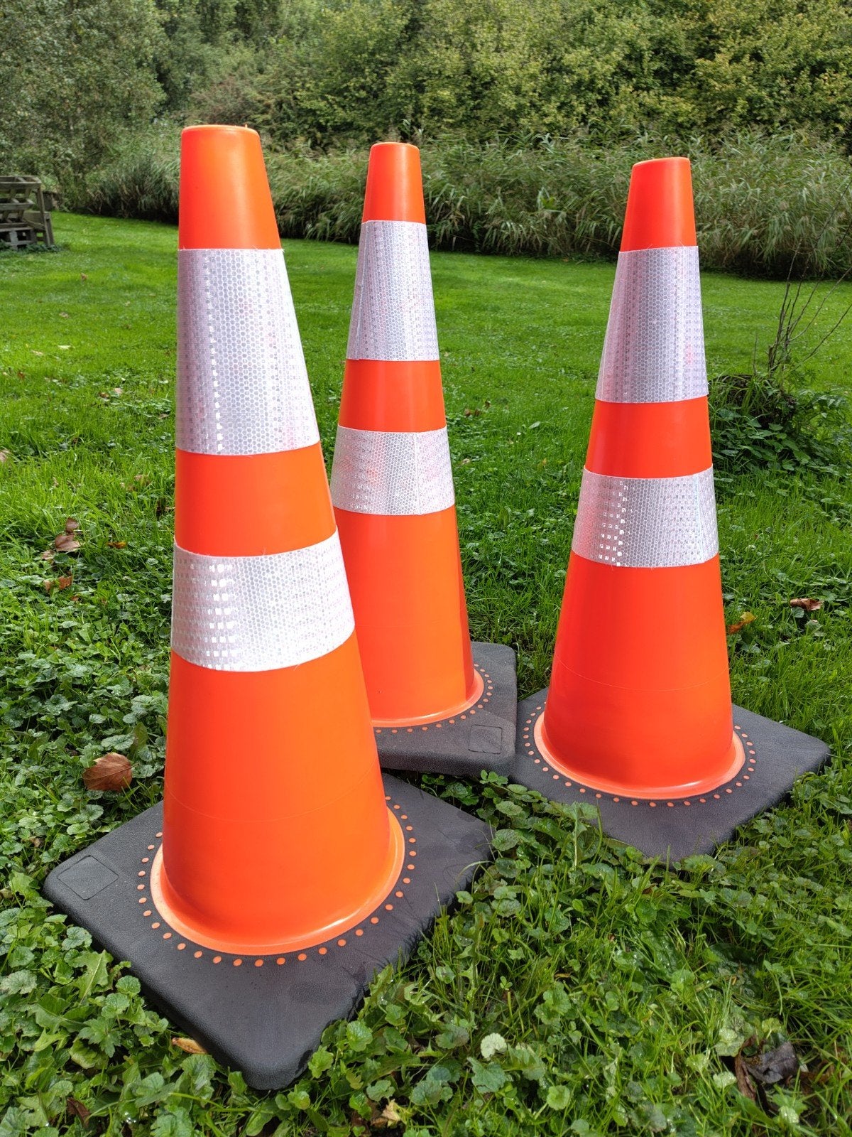 Verkeerskegels 70cm verzwaarde voet (per 3 stuks), Ophalen of Verzenden, Zo goed als nieuw