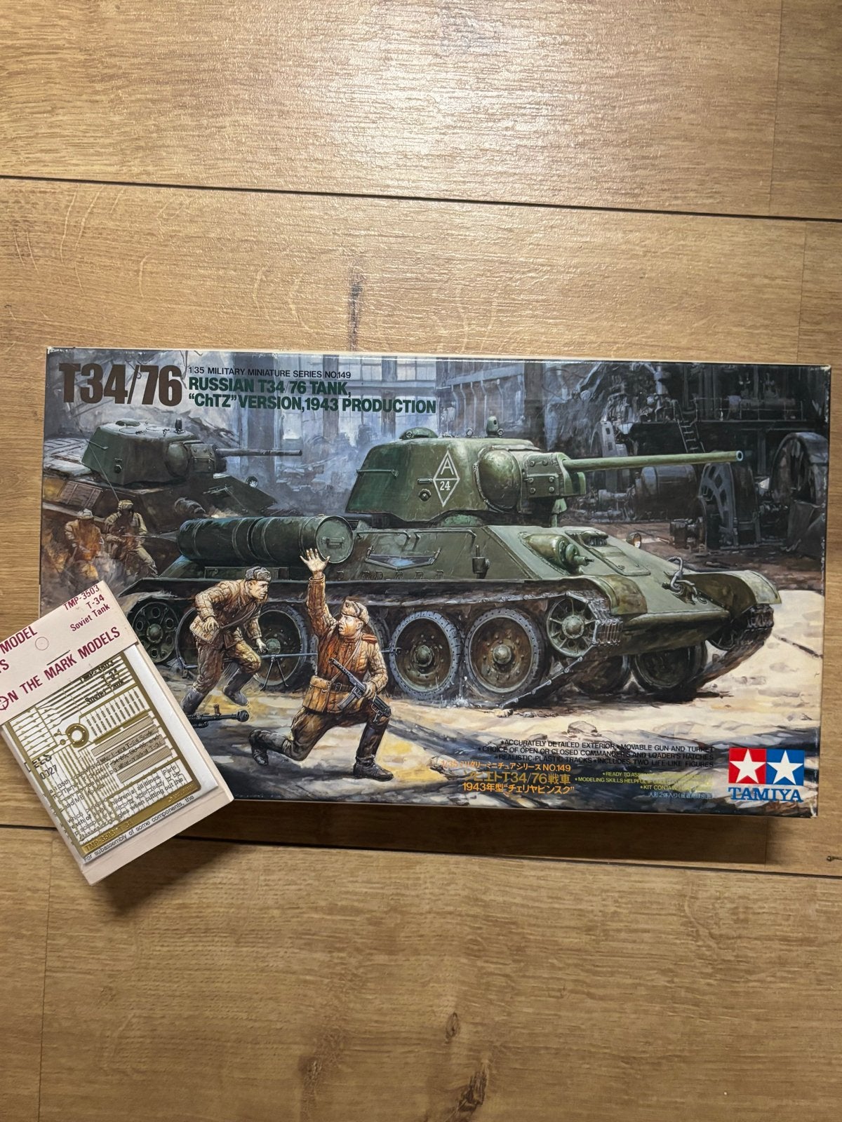 Tamiya 1/35 T-34/76 + Photo Etched set, Hobby en Vrije tijd, Tank, 1:32 tot 1:50, Nieuw, Ophalen of Verzenden