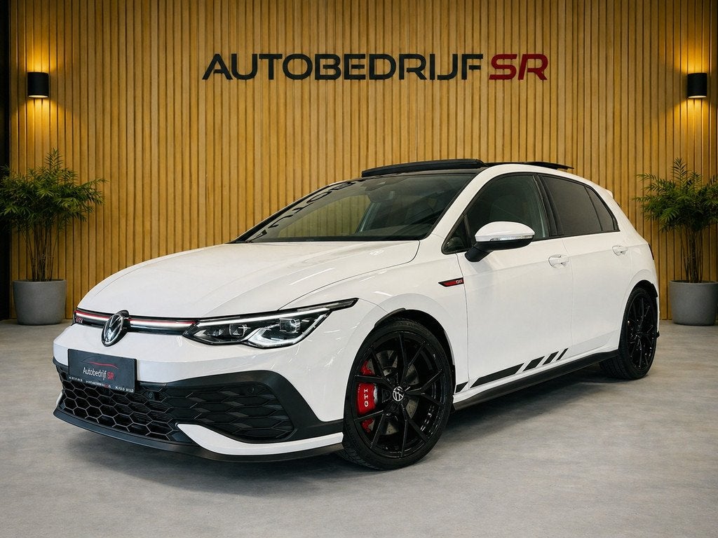 Volkswagen Golf 2.0 TSI GTI Clubsport 300pk Panoramadak! Cam, Gebruikt, 4 cilinders, 1984 cc, Bedrijf