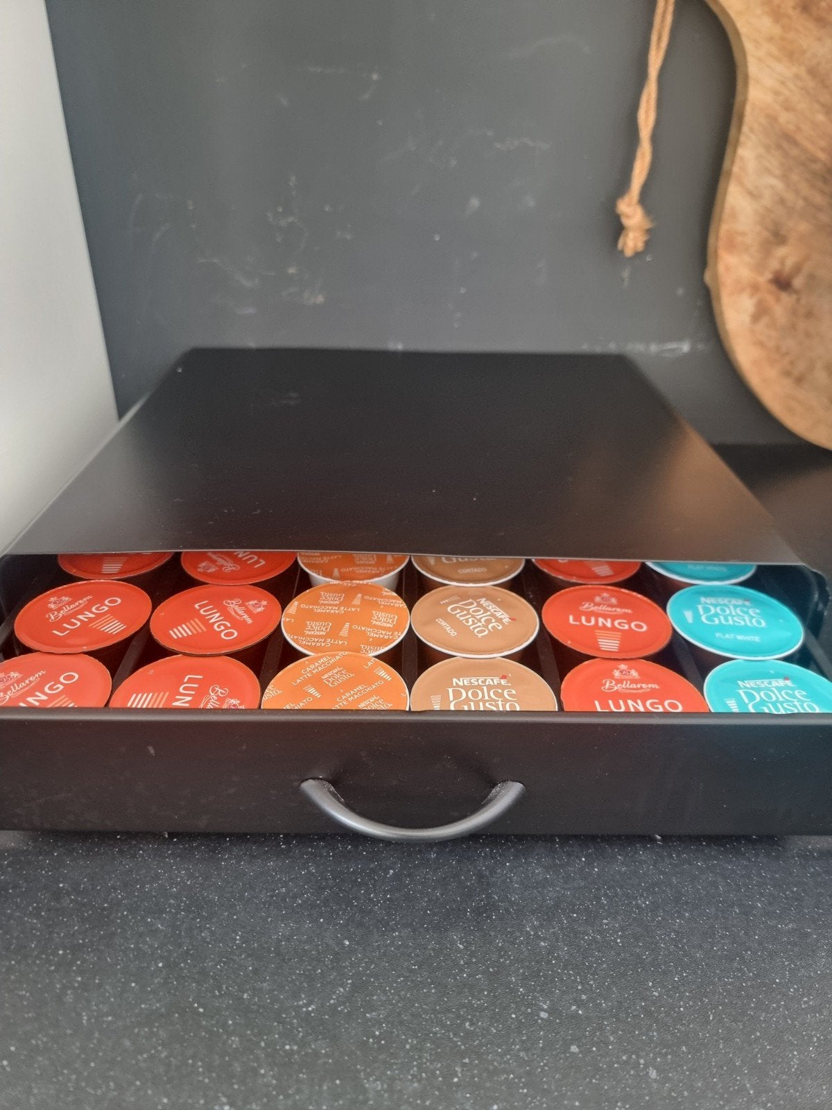 Koffiecuphouder lade - Zwart - Nespresso Dolce Gusto, Ophalen of Verzenden, Zwart, Metaal, Overige merken