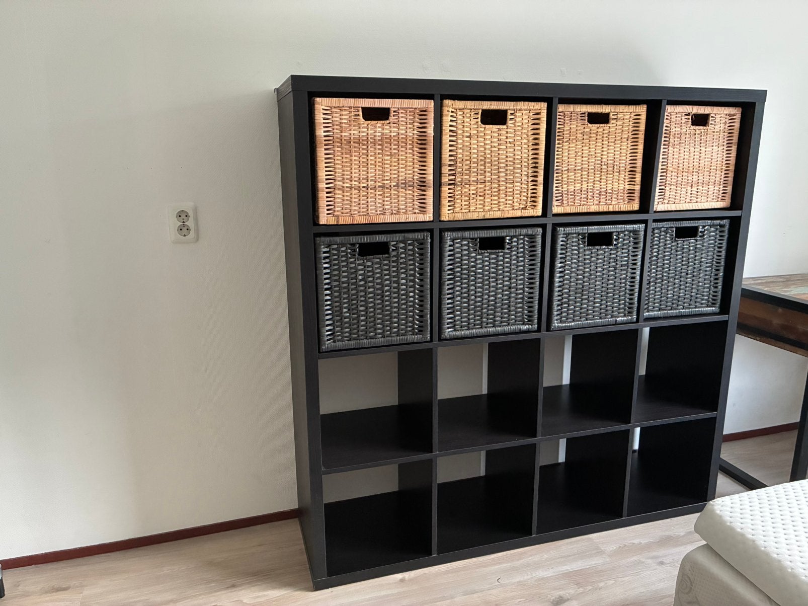 IKEA Kallax kast 4x4 vaks zwart, Ophalen, Met plank(en), 100 tot 150 cm, Zo goed als nieuw