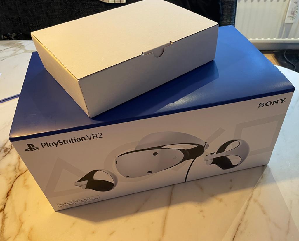 Playstation VR2 + lader, Ophalen, Zo goed als nieuw, Sony PlayStation
