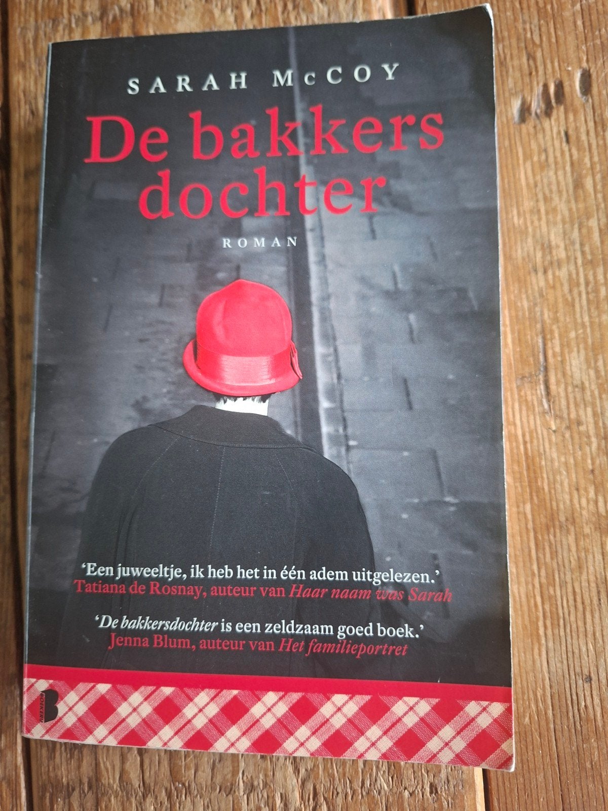 Sarah McCoy - De bakkersdochter, Ophalen of Verzenden, Zo goed als nieuw, Sarah McCoy