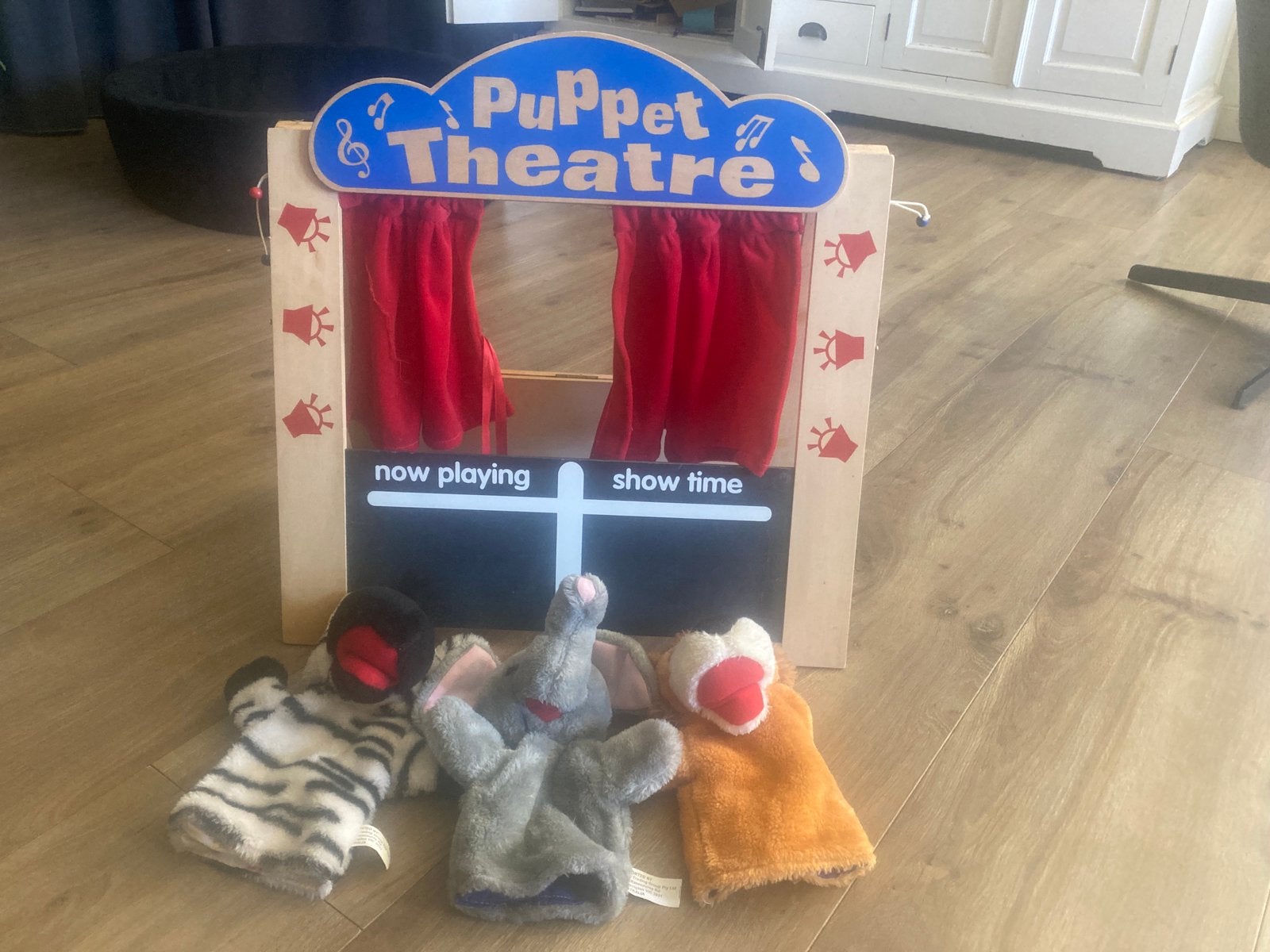 Poppentheater speelgoed poppenkast, Ophalen, Zo goed als nieuw