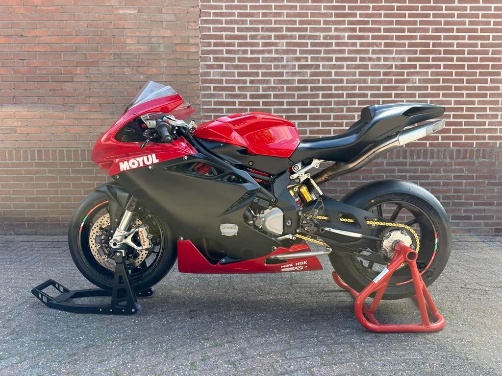 MV Agusta F4 1000RR circuitmotor, 2014, 5800km, raceklaar, 4 cilinders, Gebruikt, Super Sport, Particulier