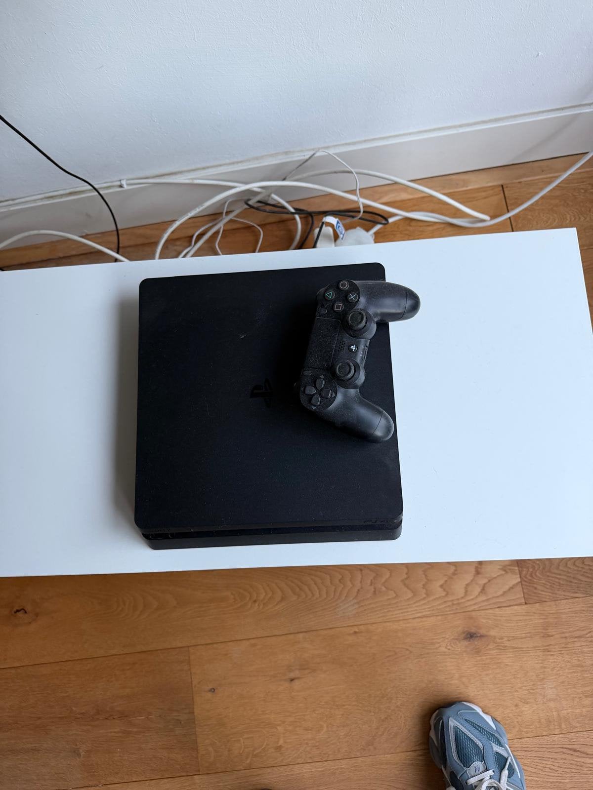PlayStation 4 incl controller, Computers en Software, Android Tablets, Ophalen, Zo goed als nieuw, 10 inch, 32 GB