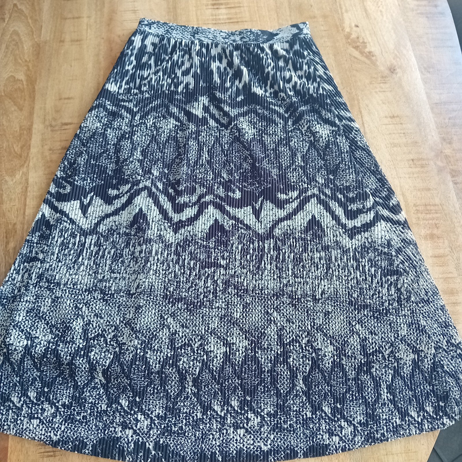 Esprit, Maat 38/40 (M), Ophalen of Verzenden, Zo goed als nieuw, Boven de knie