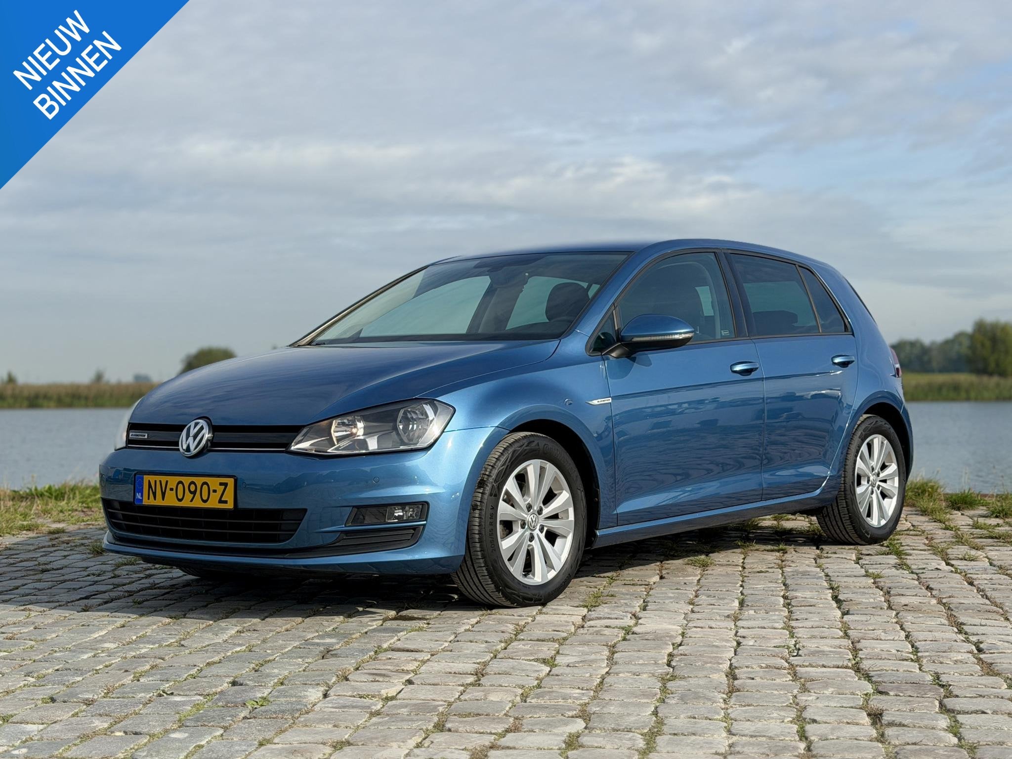 Volkswagen Golf 1.0 TSI Connected Series|Carplay|Dealer Ond|, Auto diversen, Volkswagen AG, Handgeschakeld, Kundenbetreuung@volkswagen.de