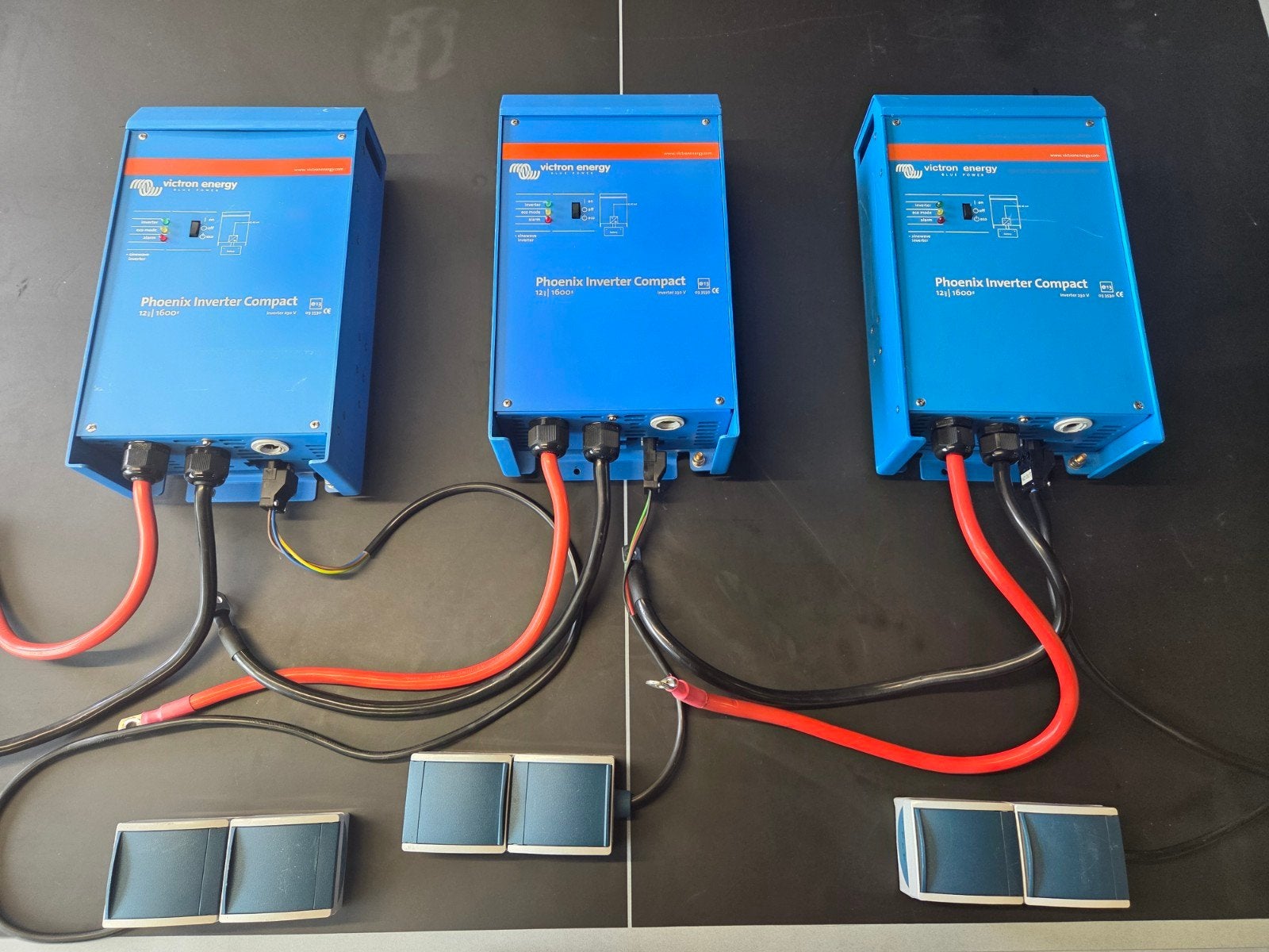 Victron 12V 1600 watt omvormer Zuivere sinus inverter, Ophalen