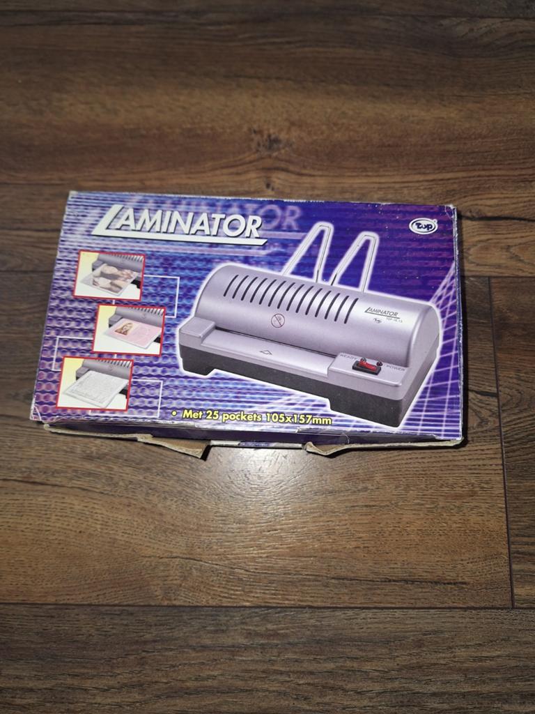 Laminator TDP-9015 met 25 lamineerhoezen, Ophalen, Gebruikt