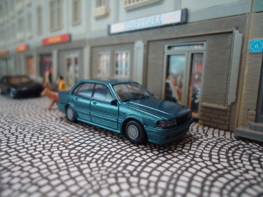 1987-1993 Mitsubishi Galant - Rietze metallic-blauwgroen, Hobby en Vrije tijd, Modelauto's | 1:87, Nieuw, Auto, Rietze, Ophalen of Verzenden