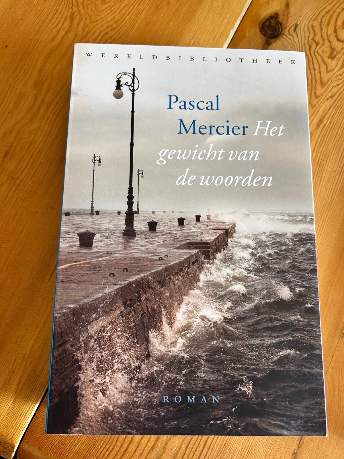 Pascal Mercier - Het gewicht van de woorden (Roman), Ophalen of Verzenden, Nieuw, Europa overig