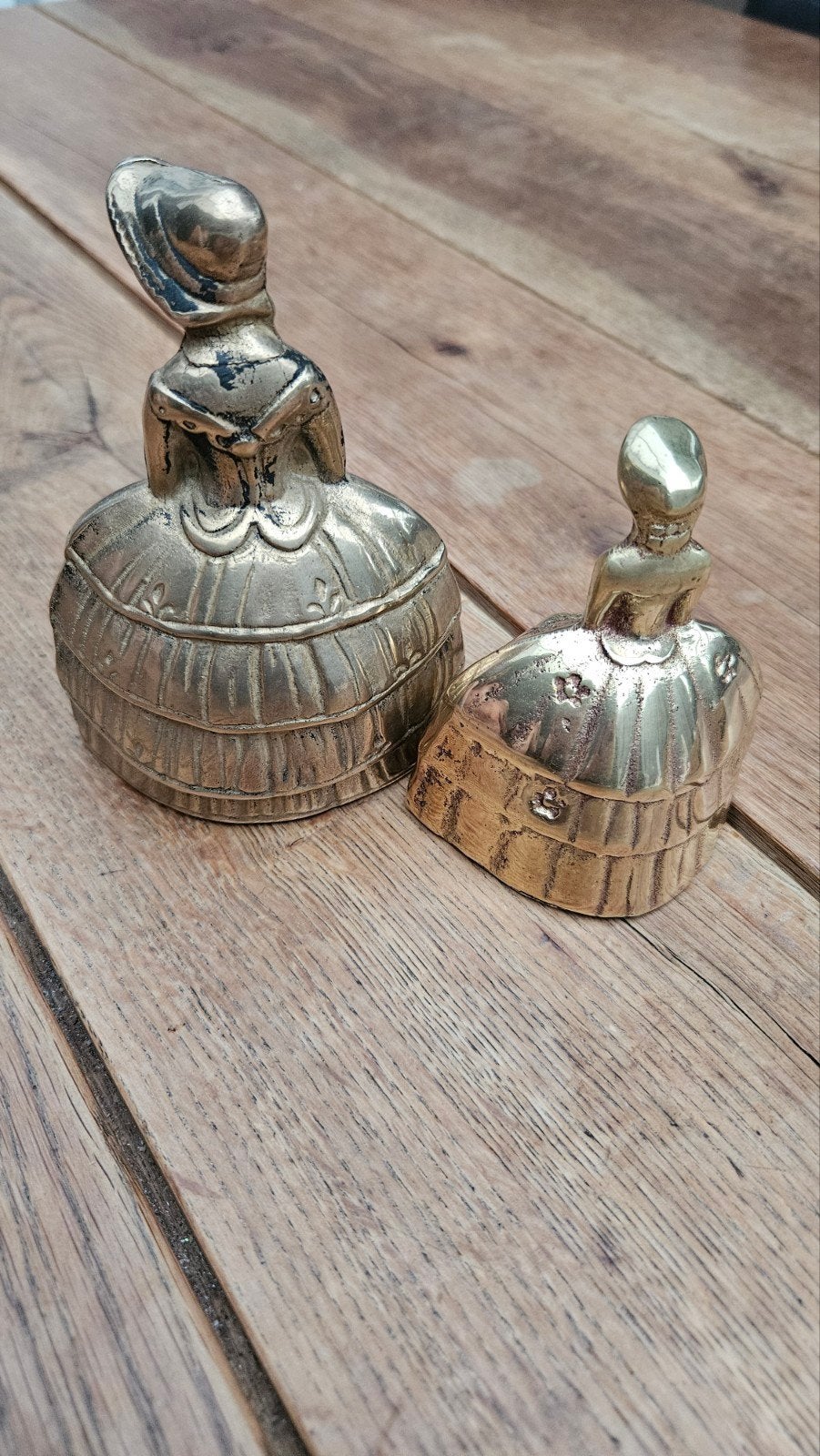 Set van 2 originele tafelbellen in de vorm van dames, Antiek en Kunst, Ophalen of Verzenden