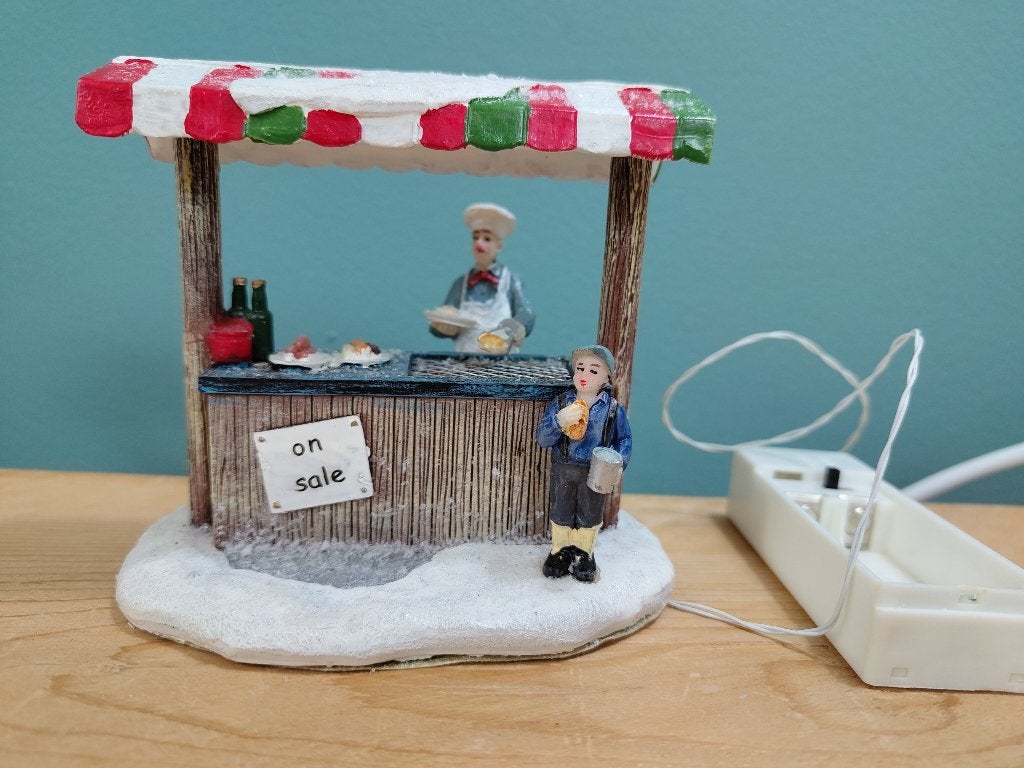Intratuin BBQ kraam met verlichting voor kerstdorp #1213794, Diversen, Ophalen of Verzenden, Zo goed als nieuw