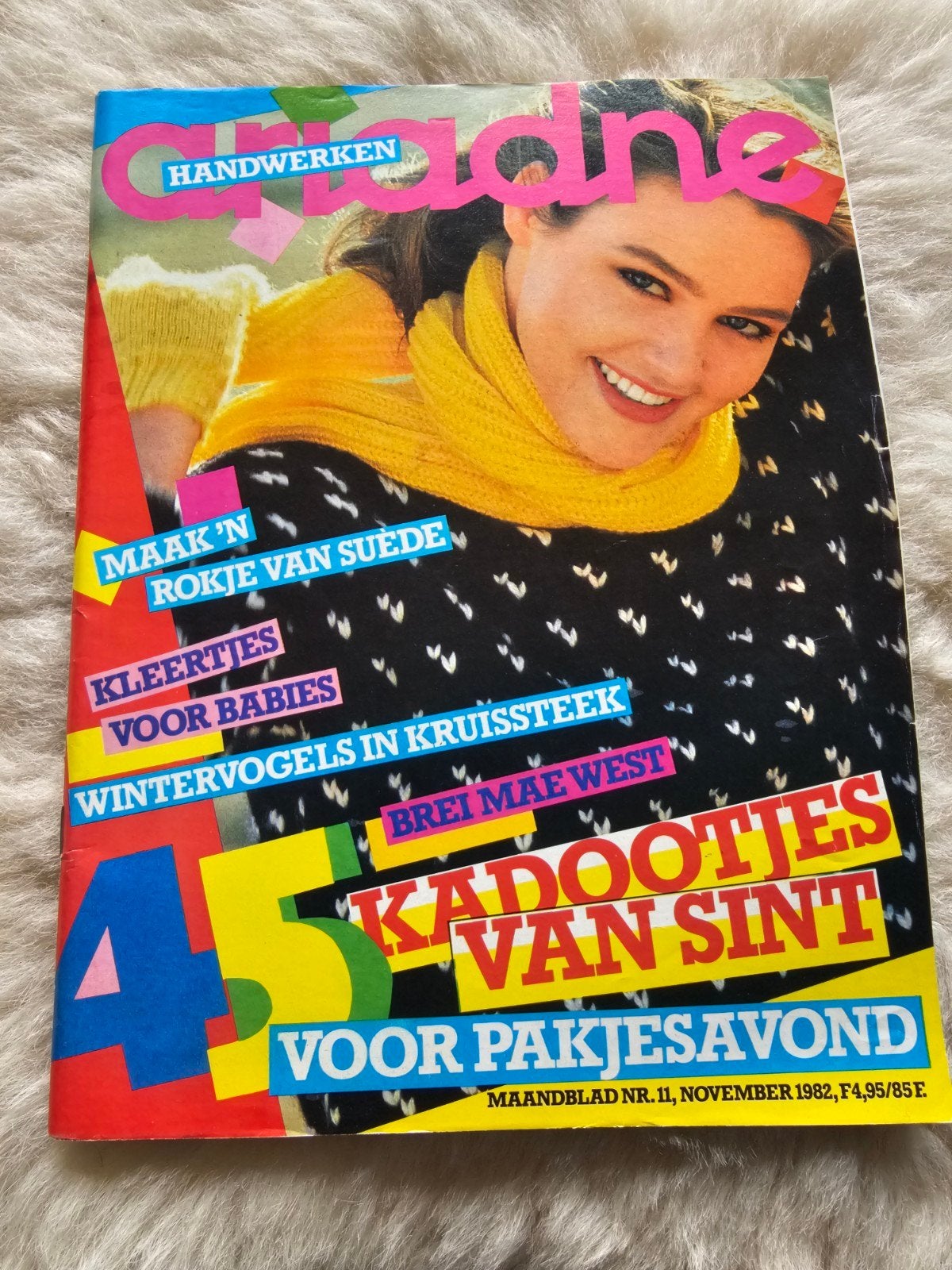 Vintage handwerk tijdschrift Ariadne Nr 11 1982, Ophalen of Verzenden, 1980 tot heden, Tijdschrift