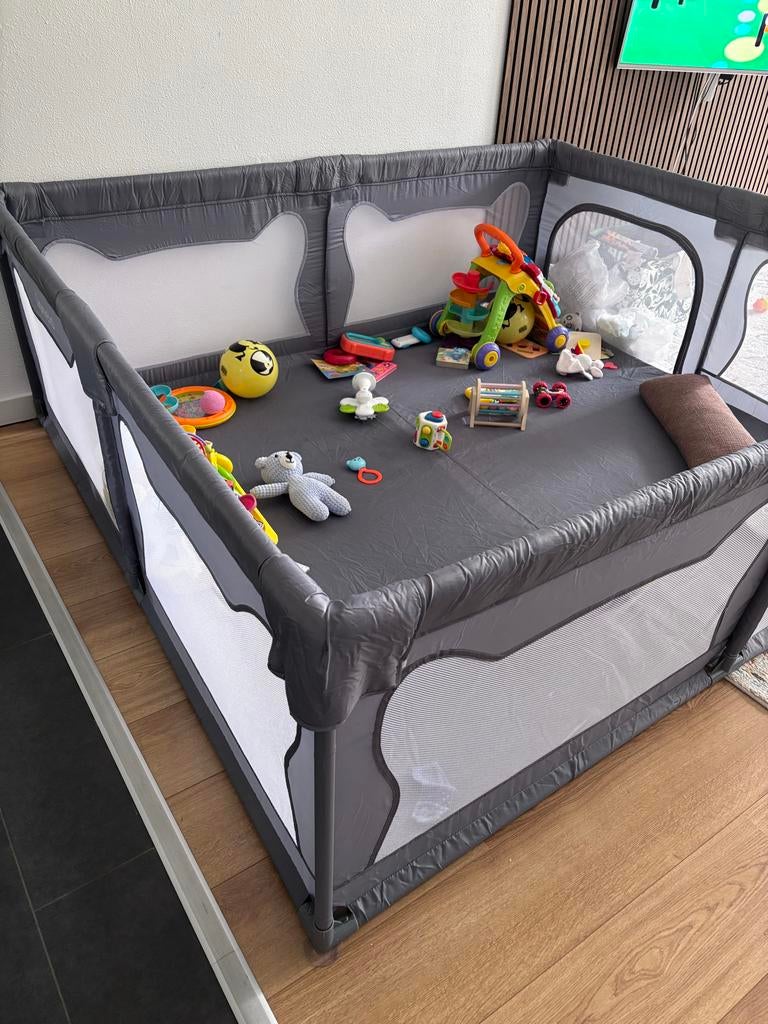 Lionelo Willow XL box - 207x187cm - Goede staat, Kinderen en Baby's, Boxen, Ophalen, Gebruikt, Rechthoekig