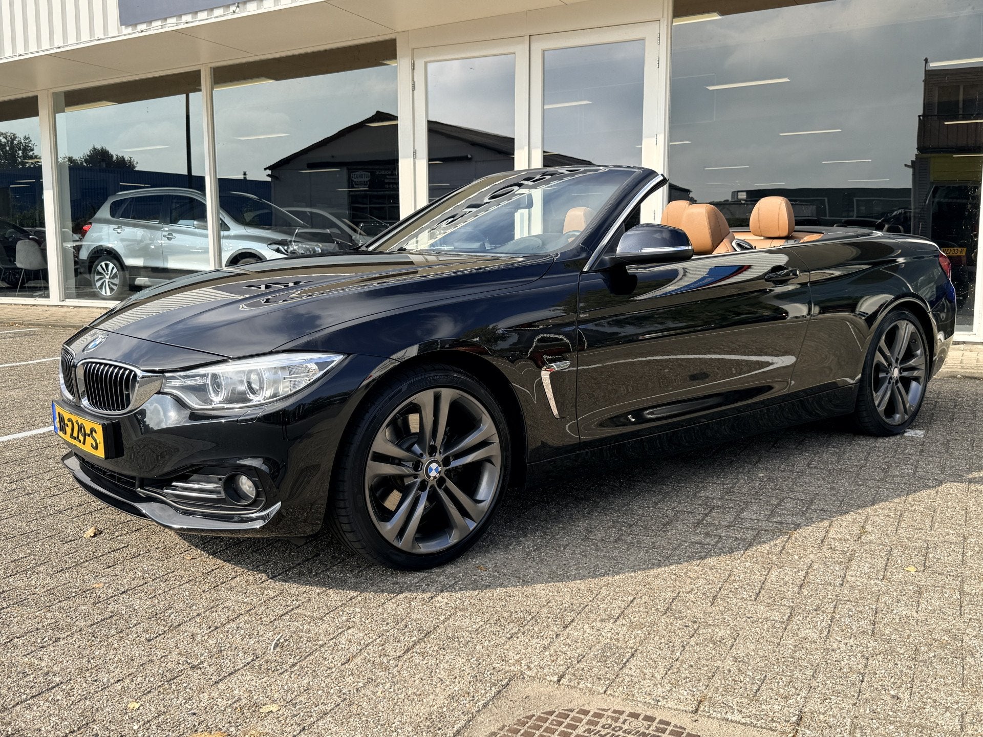 BMW 4 Serie Cabrio 428i High Executive | Bi-Xenon | Navi | S, Auto's, Automaat, 745 kg, Gebruikt, Euro 6