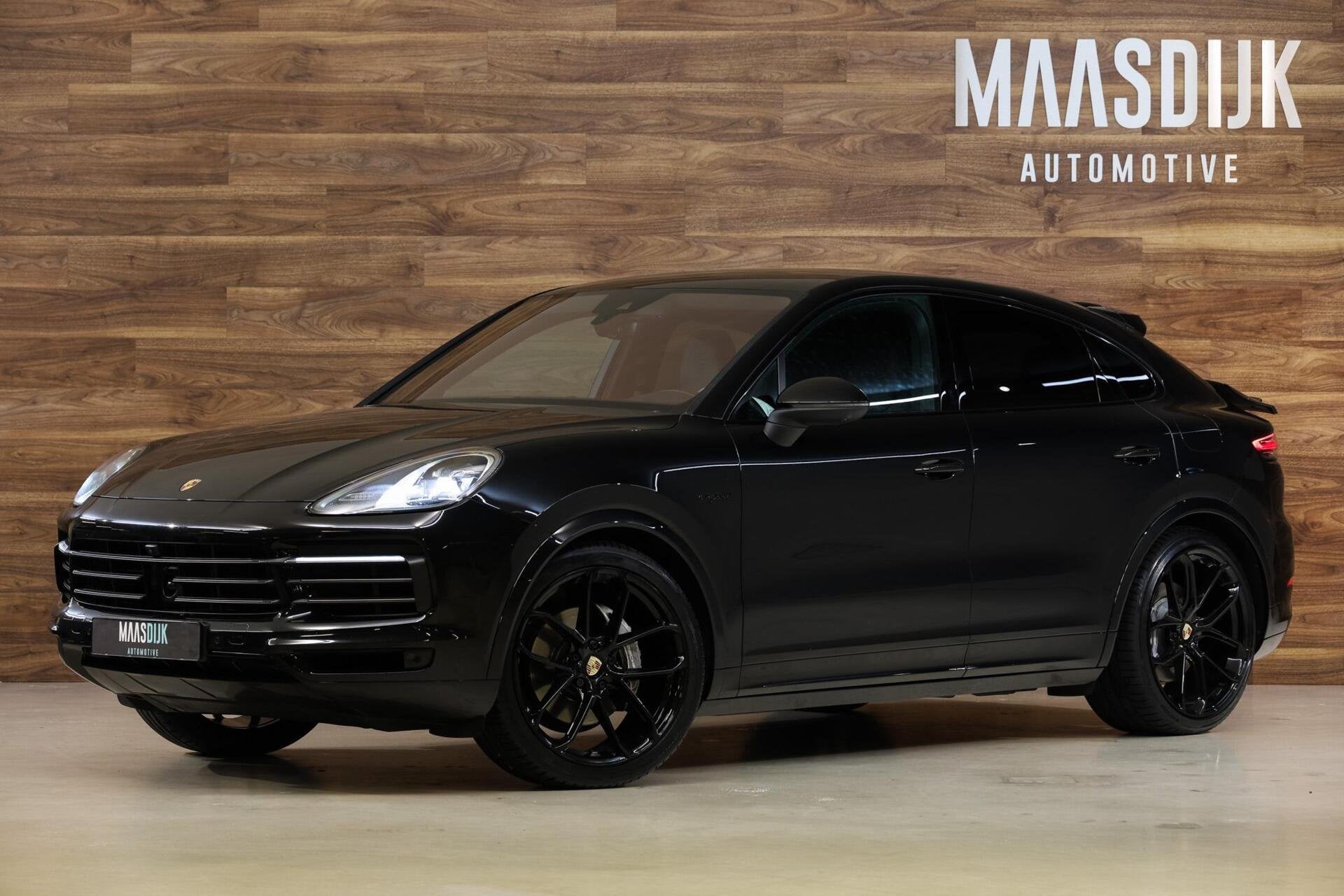 Porsche Cayenne Coupé 3.0 E-Hybrid Platinum|Pano|Chrono|Bos, Automaat, Gebruikt, 2995 cc, 462 pk