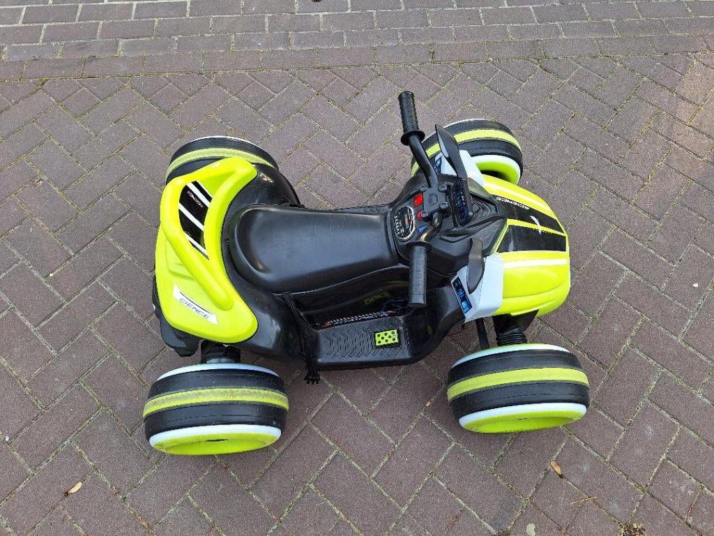 Coole & betrouwbare elektrische kinder Quad [12V] - groen, Fietsen en Brommers, Ophalen, Zo goed als nieuw, BST 918