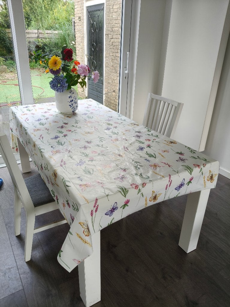 IKEA table – Free to collect, Ophalen, Gebruikt, 100 tot 150 cm, 150 tot 200 cm
