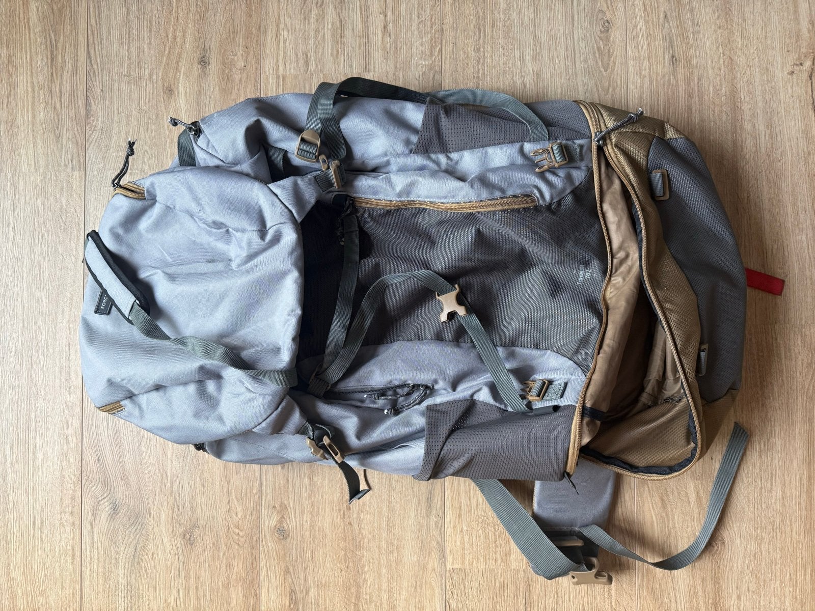 Decathlon Forclaz Travel 500 70L Rugzak - Grijs/Bruin, Ophalen, Gebruikt, Grijs, Overige typen