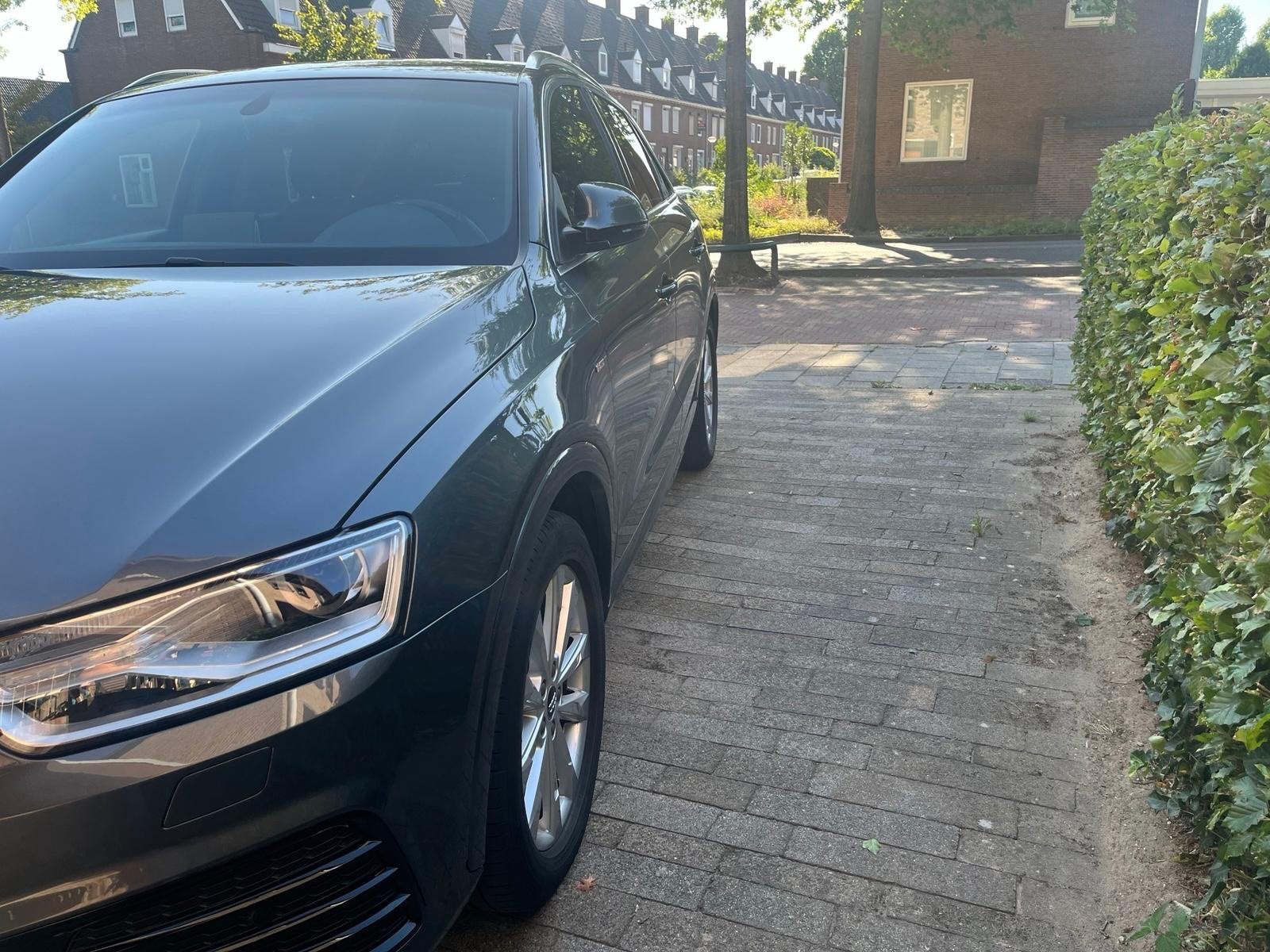Audi Q3 2.0TFSI 132KW Quattro S-Line 2015 Grijs, Auto's, Audi, Automaat, 15 km/l, 4 cilinders, 179 pk