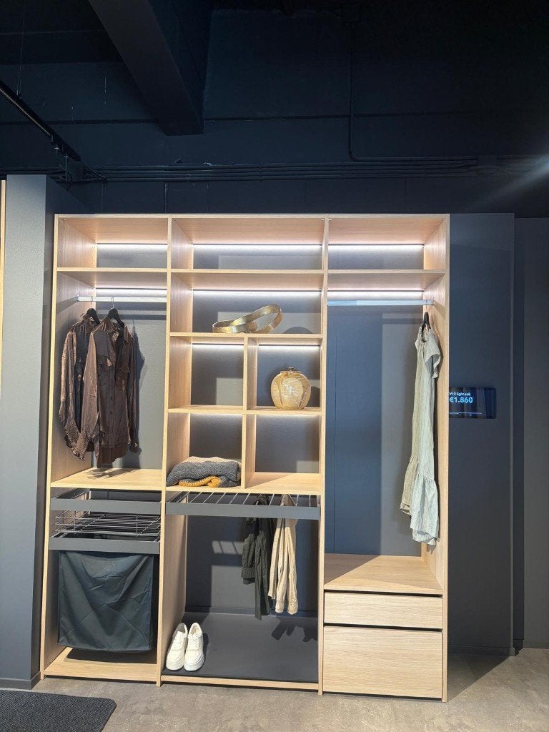 Kvik garderobe light oak, Ophalen, Met lade(s), 200 cm of meer, 150 tot 200 cm