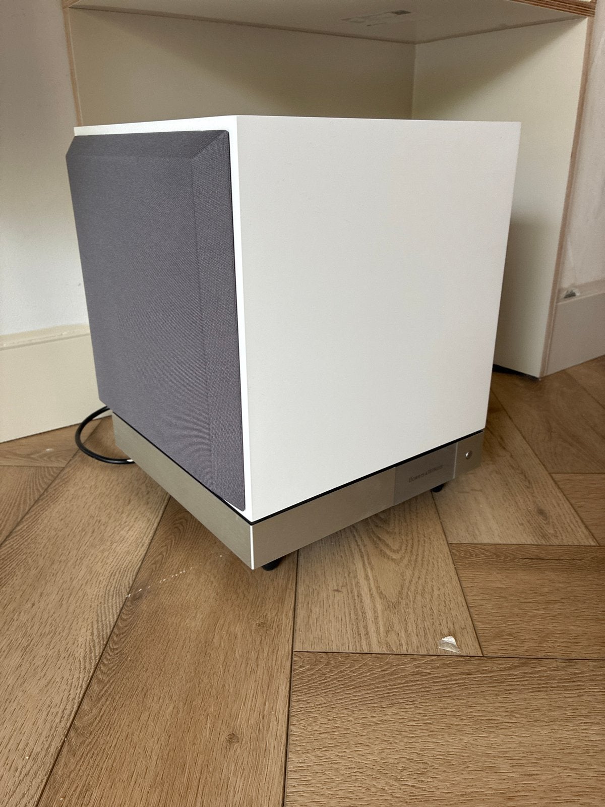 Bowers & Wilkins DB3D Subwoofer - Wit, 150 watt of meer, Subwoofer, Ophalen of Verzenden, Zo goed als nieuw