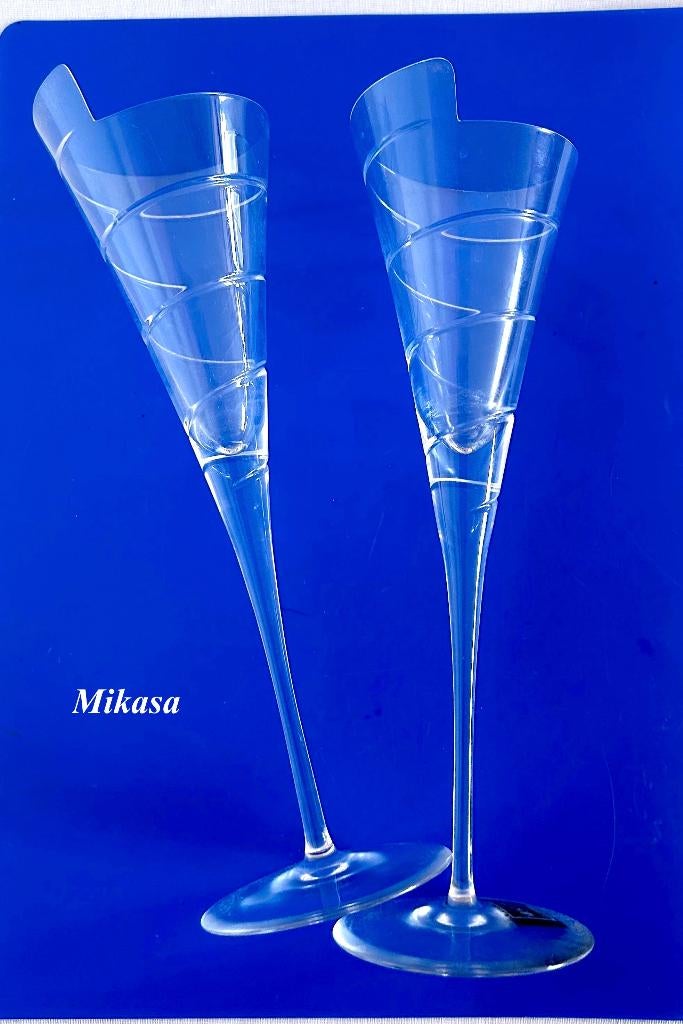 Teab Mikasa 2 Champagneglazen design Glas Kristal, Antiek en Kunst, Antiek | Glas en Kristal, Ophalen