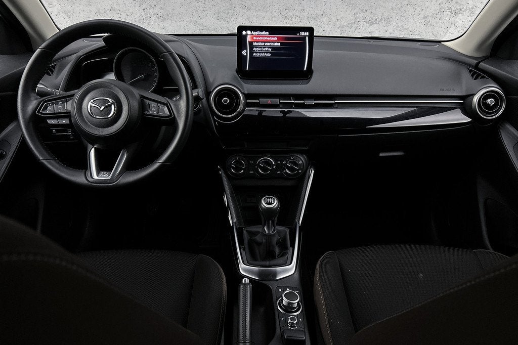 Mazda 2 1.5 Skyactiv-G | Airco | Apple Carplay | Cruise cont, Stof, Euro 6, 4 cilinders, Wit