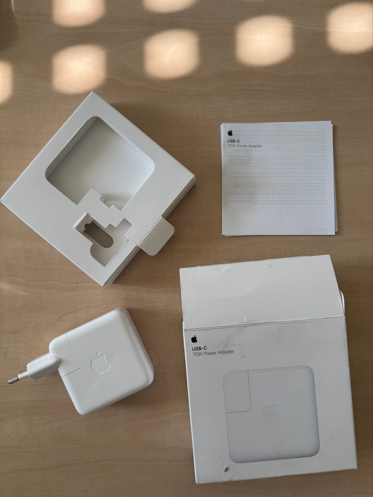 Apple MacBook USB-C Oplader 70W nieuw, Computers en Software, Laptop-opladers, Ophalen of Verzenden, Zo goed als nieuw