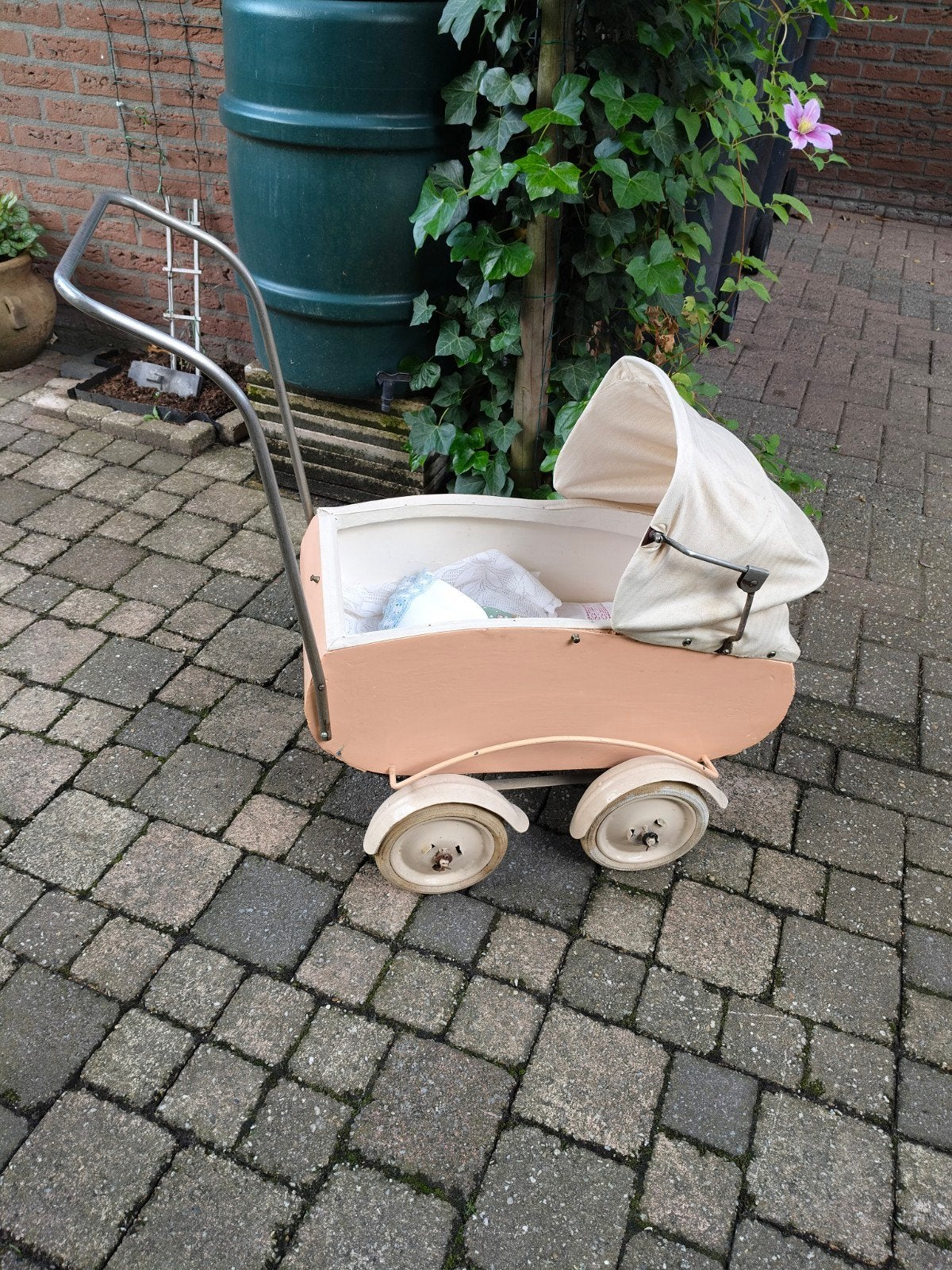 Oude vintage poppenwagen, Antiek en Kunst, Antiek | Speelgoed, Ophalen