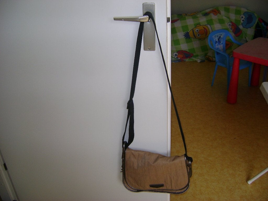 stoffen beige kipling schoudertas met achtervak metrits29x22, Ophalen of Verzenden, Zo goed als nieuw, Beige, Schoudertasje