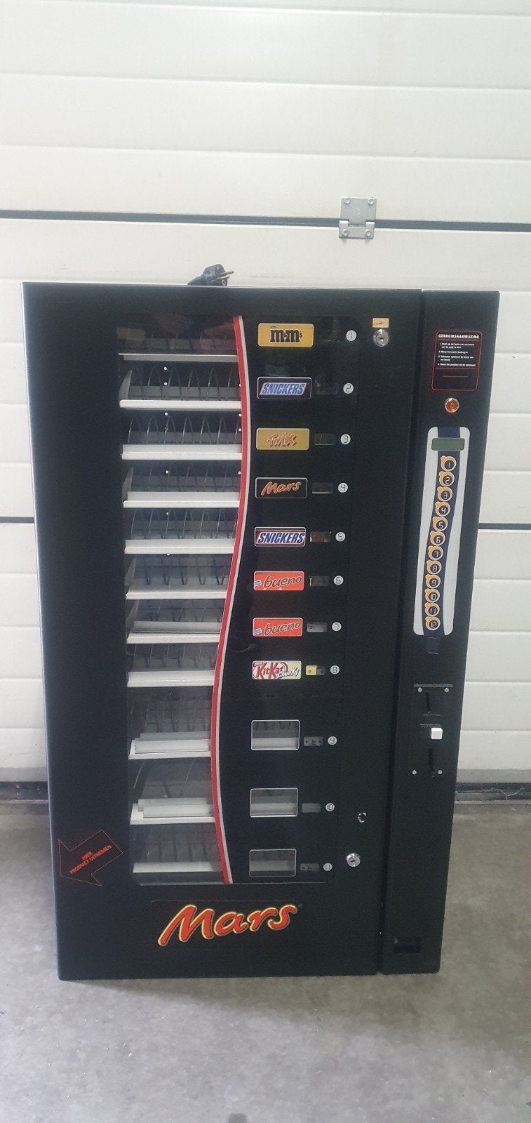 eurosnacky quasar snoepautomaat, Ophalen, Zo goed als nieuw