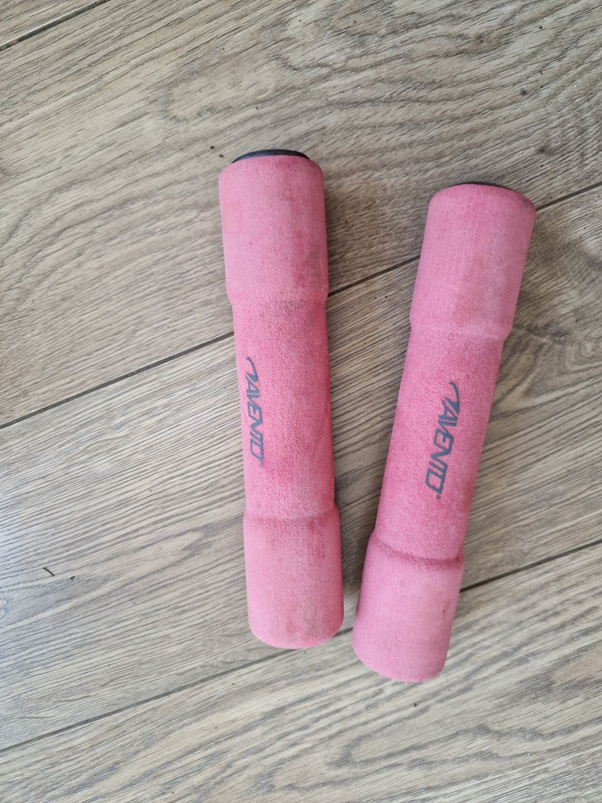 Roze Avento Dumbbells - Perfect voor Thuisworkouts, Ophalen of Verzenden, Gebruikt, Benen, Dumbbell