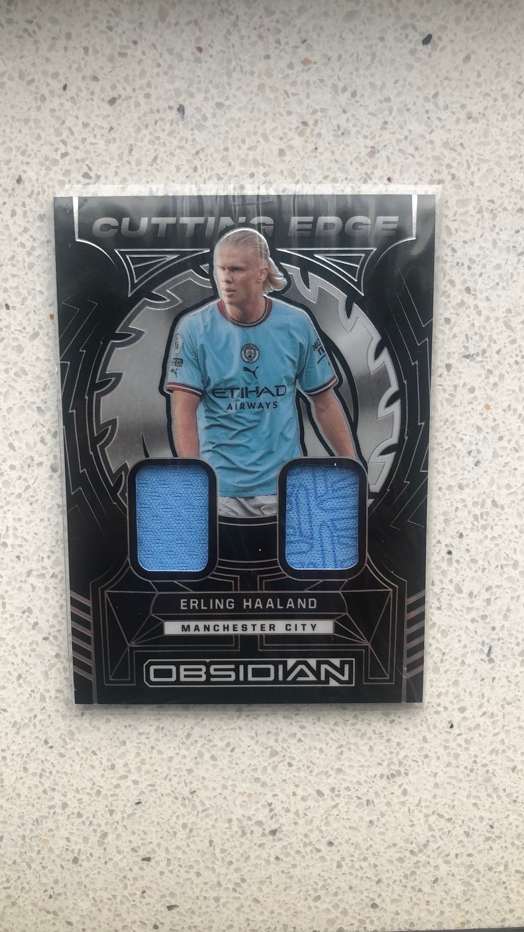 Haaland PATCH CUTTING EDGE /199 Panini Prizm Premier League, Ophalen of Verzenden, Zo goed als nieuw, Buitenlandse clubs, Poster, Plaatje of Sticker