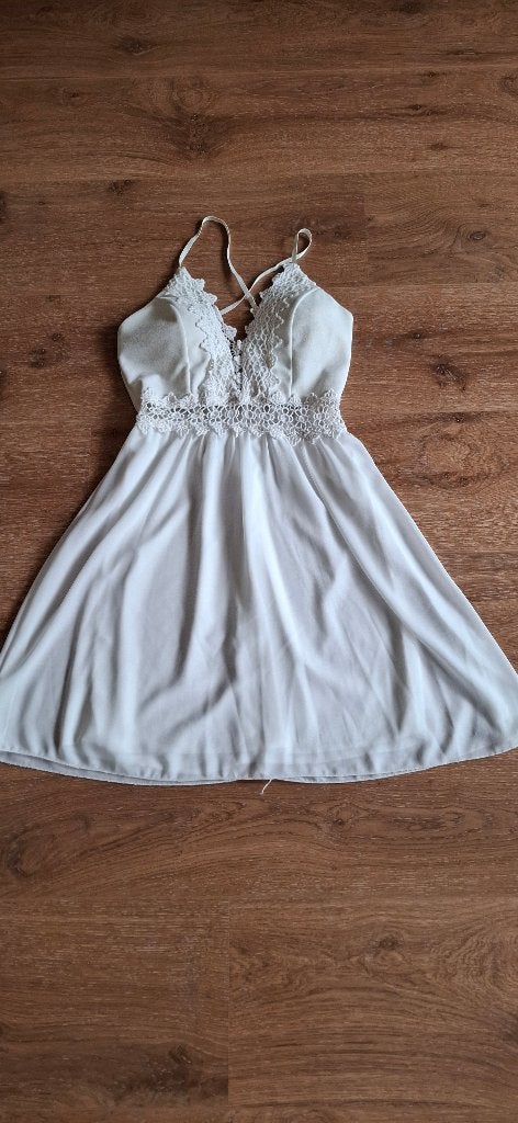 prachtig off white voorgevormd zomerjurkje valt als 36, Verzenden, Wit, Nieuw, Maat 36 (S)