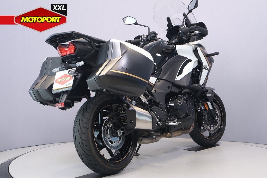 Kawasaki VERSYS 1100 SE TOURER + (bj 2025), Motoren, Motoren | Kawasaki, Bedrijf, Info@kawasaki.nl, Toermotor, Jacobus Spijkerdreef 1-3
2132 PZ  Hoofddorp, NL