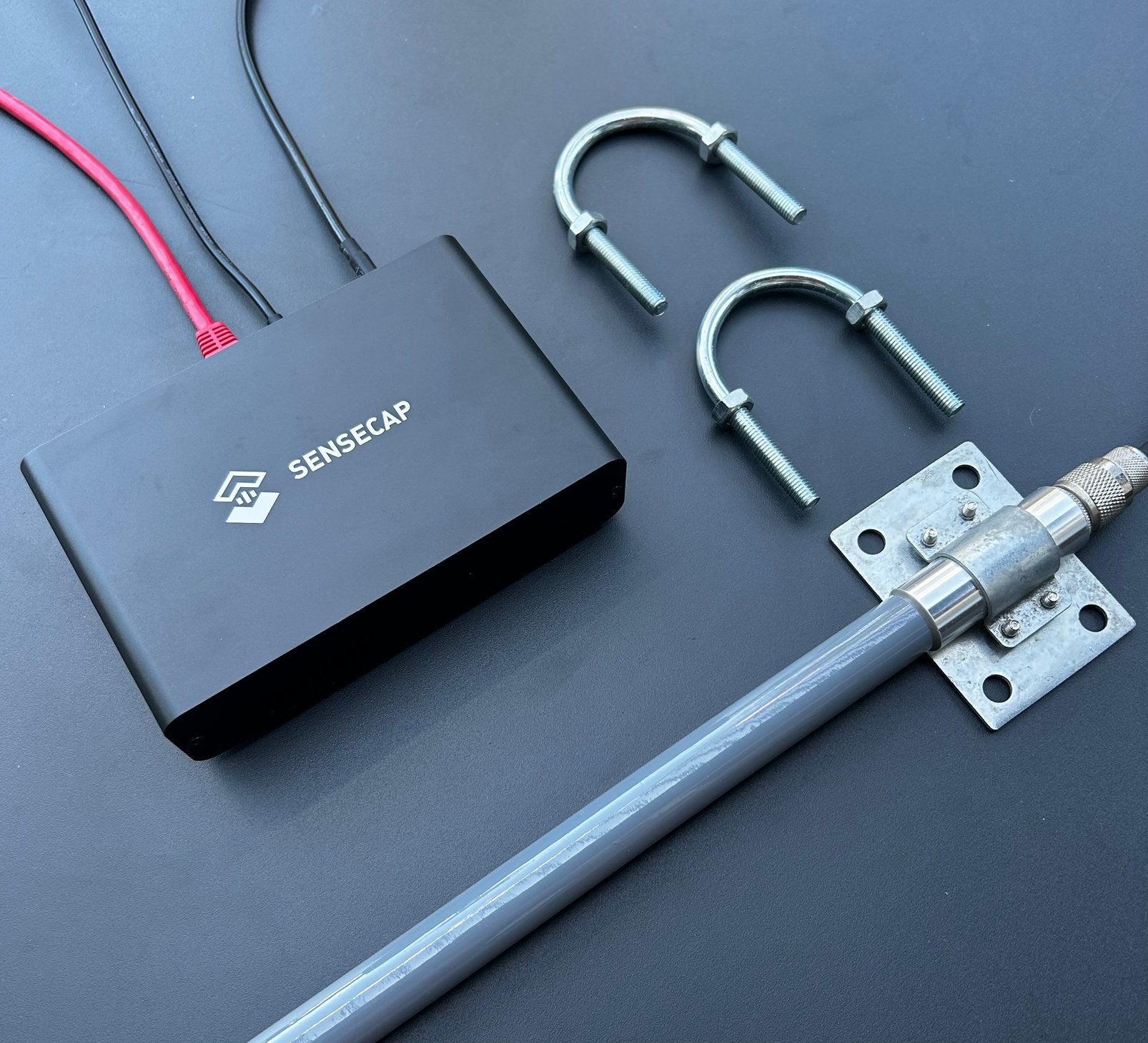 SenseCAP M1 LoRaWAN Gateway / Helium Hotspot + buitenantenne, Ophalen of Verzenden, Zo goed als nieuw