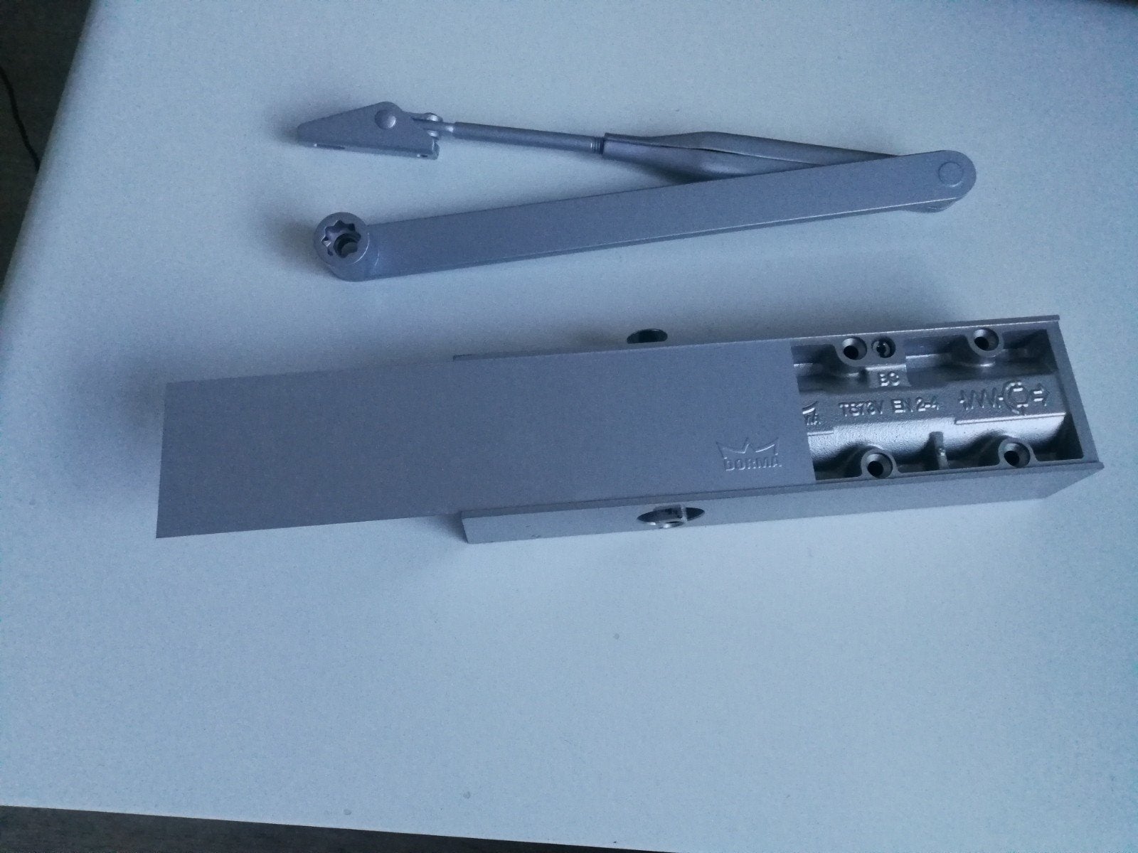 Dormakaba TS73V Deurdranger met arm, Ophalen of Verzenden, Overige typen